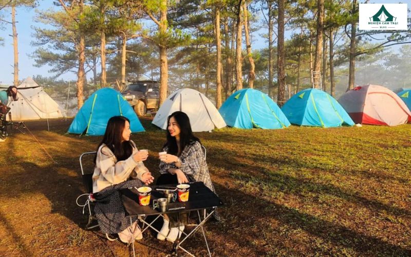 Đi picnic mặc gì vừa đẹp vừa thoải mái? Gợi ý outfit cho bạn 9 Phối đồ đi picnic nữ mùa đông