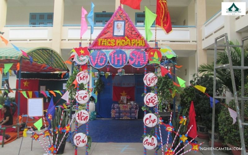 Tổng hợp 50+ mẫu cổng trại đơn giản đẹp, dễ làm, chi phí thấp 37 Dựng cổng trại đơn giản khi nào?