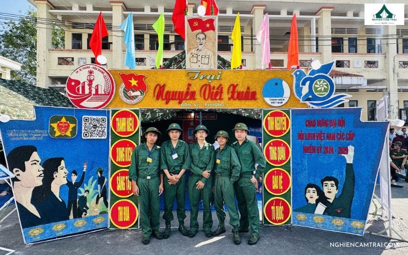 Tổng hợp 50+ mẫu cổng trại đơn giản đẹp, dễ làm, chi phí thấp 58 Cổng trại đơn giản biển đảo