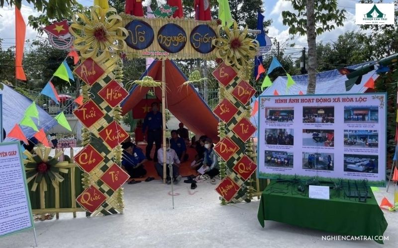 Tổng hợp 50+ mẫu cổng trại đơn giản đẹp, dễ làm, chi phí thấp 65 Mẫu cổng trại đơn giản cho ngày 26/3