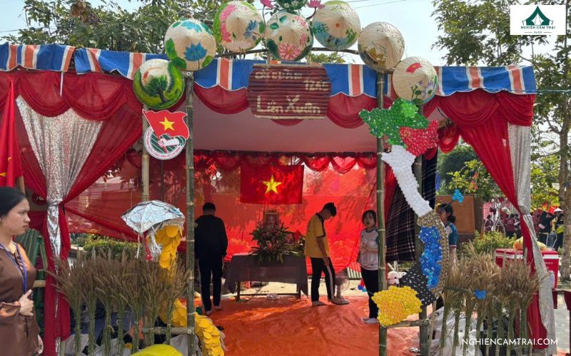 Sưu tầm 55+ mẫu cổng trại Xuân độc đáo, sáng tạo và đoạt giải cao 55 Mẫu cổng trại Xuân đơn giản