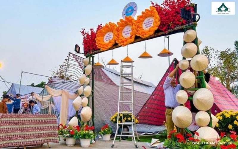 Cổng trại cũng phải đáp ứng đúng thông điệp của buổi cắm trại