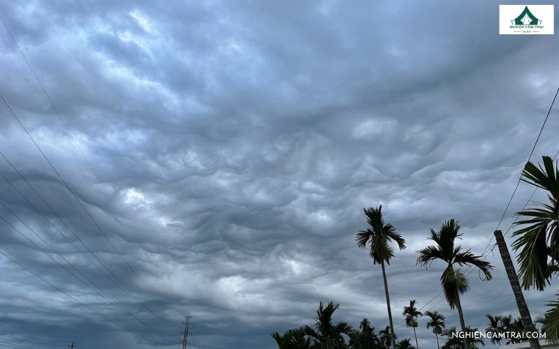Mây Asperitas