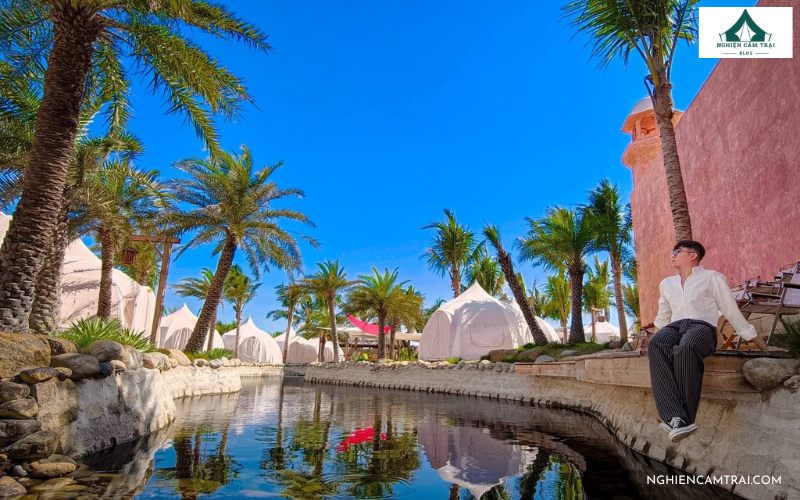 The Silk Road Mũi Né – Glamping phong cách Trung Đông tại Bình Thuận 12 Kinh nghiệm camping tại The Silk Road Mũi Né cần lưu ý về thời điểm đặt phòng, lựa chọn trang phục