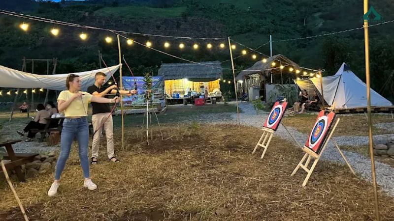 Review Moon Campsite với trải nghiệm camping giữa thiên nhiên 9 Thử sức với hoạt động bắn cung tại Moon Campsite